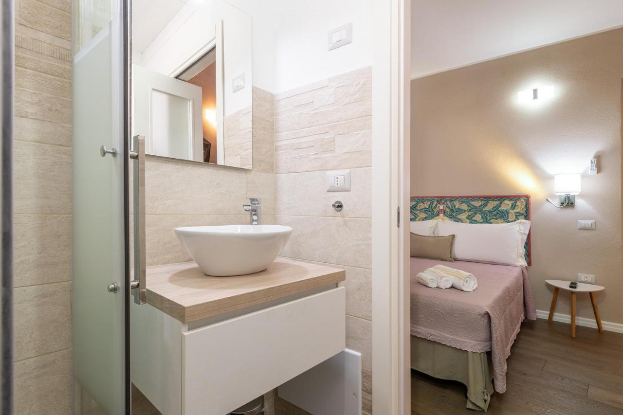 Promenade Boutique Rooms - City Centre Cagliari Exterior photo
