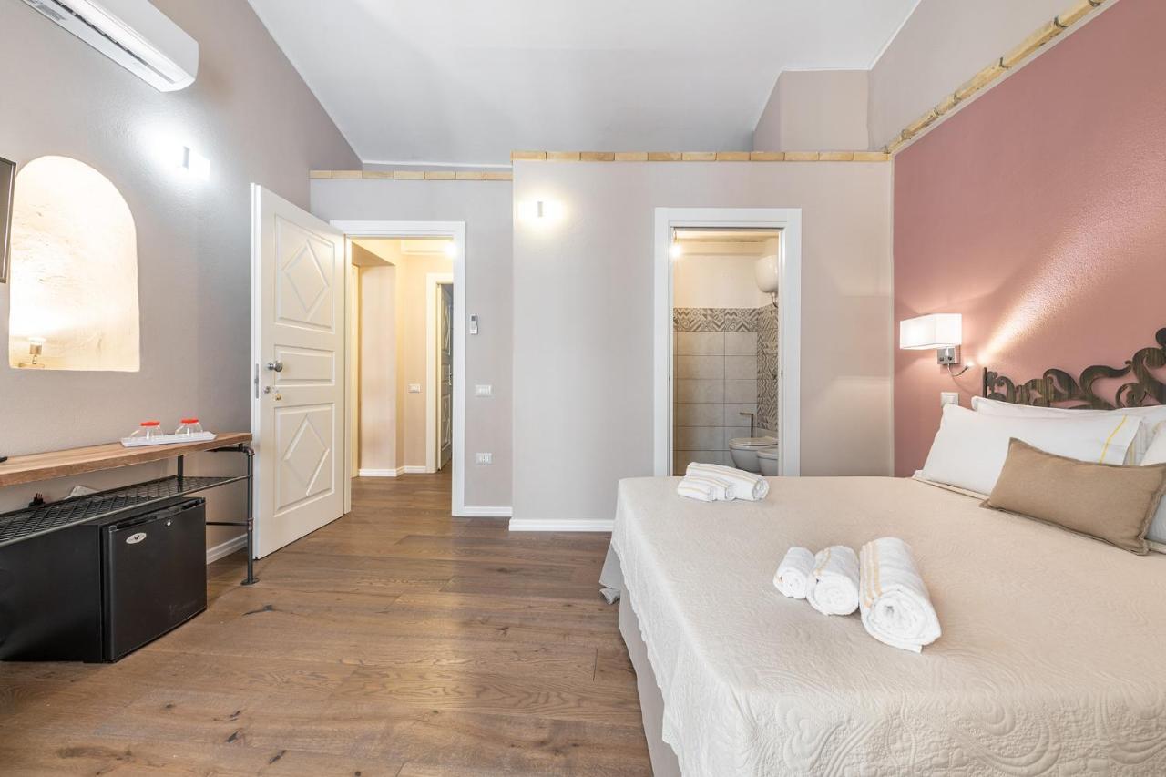 Promenade Boutique Rooms - City Centre Cagliari Exterior photo