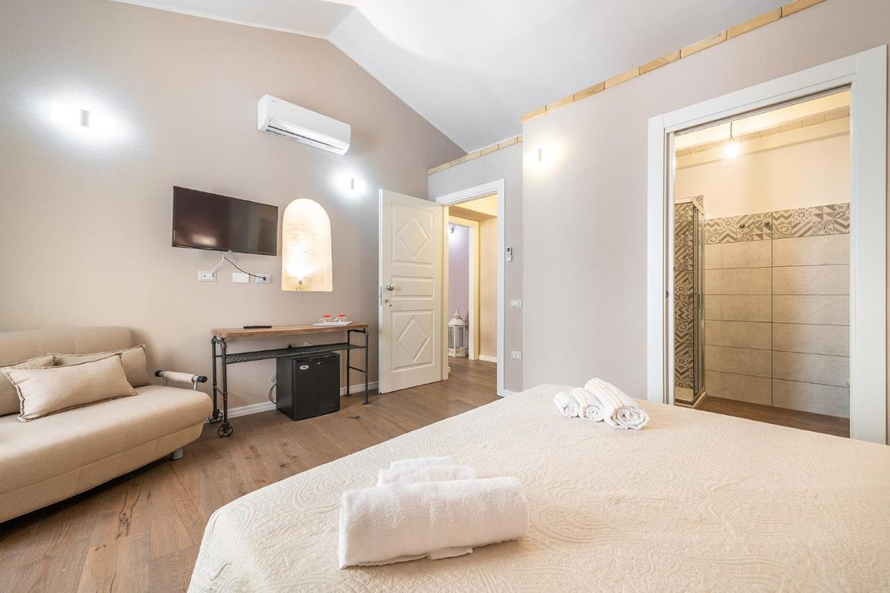 Promenade Boutique Rooms - City Centre Cagliari Exterior photo