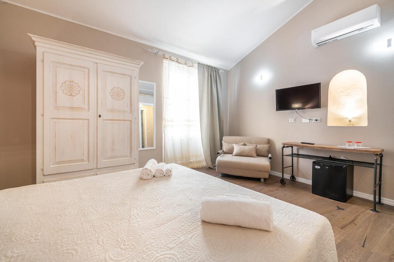 Promenade Boutique Rooms - City Centre Cagliari Exterior photo