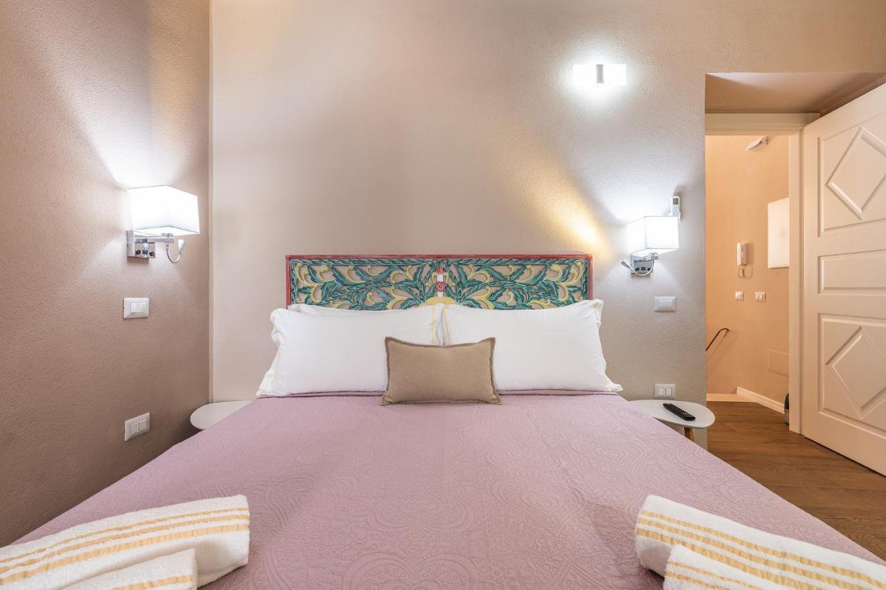 Promenade Boutique Rooms - City Centre Cagliari Exterior photo